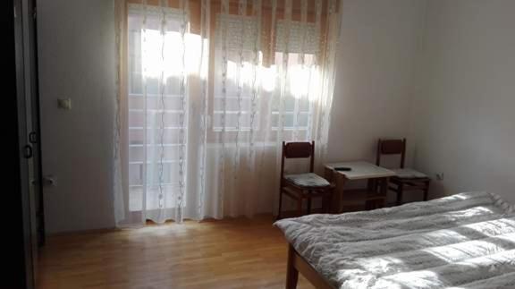 Guest House - Apartment Kozle 스코페 외부 사진